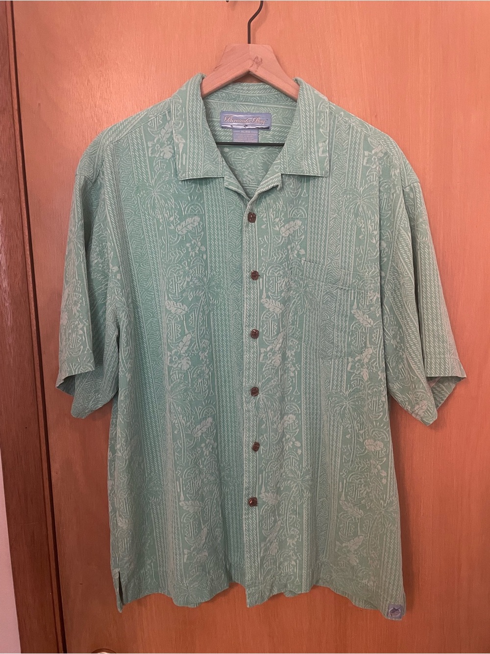 Bermuda Bay 100% Silk Hawaiian Shirt Size XL